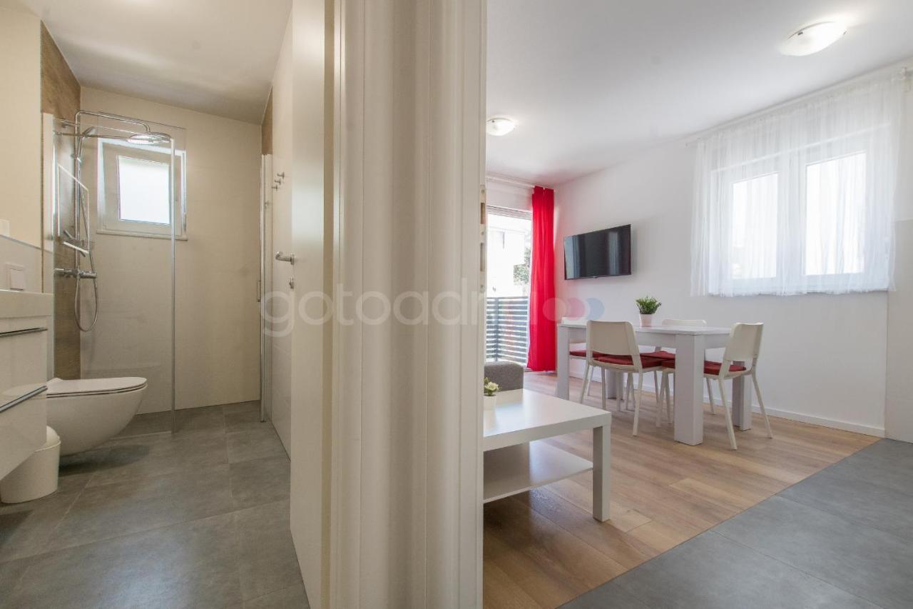 Sea View Apartments Pezze Makarská Exteriér fotografie