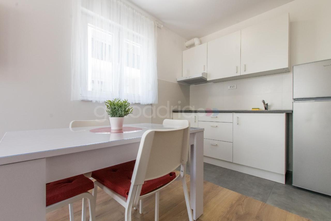 Sea View Apartments Pezze Makarská Exteriér fotografie